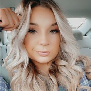 Meet your Posher, Marissa